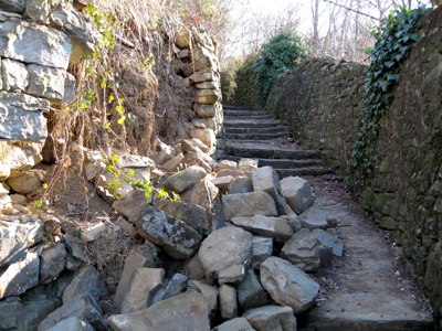 collapsed wall along the path to Prosecco